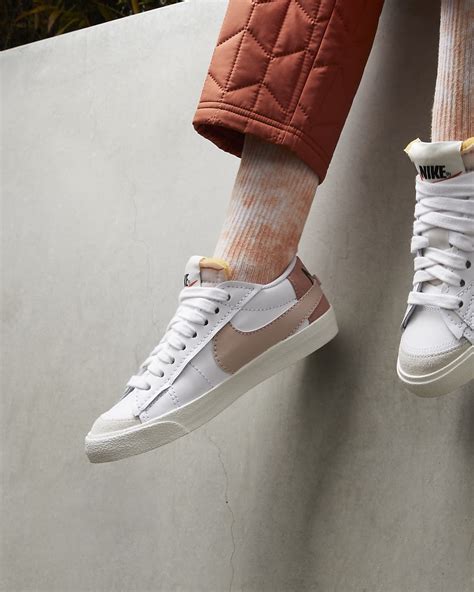 nike low blazer 77 women's